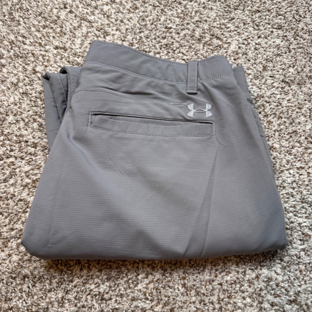 Under Armour Men's 36x32 Gray Flat Front Golf Chino‎ Pants Performance